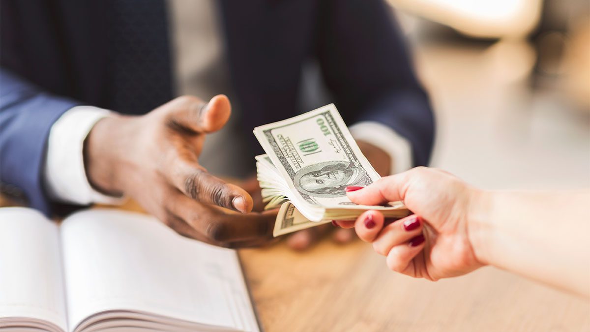 Who Pays the Real Estate Commission and Closing Costs The Homebuyer or